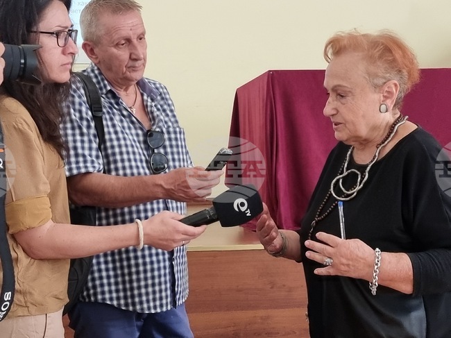 Кърджали - кръгла маса - „Обществото и различните – Инициативи за преодоляване на негативните стереотипи“