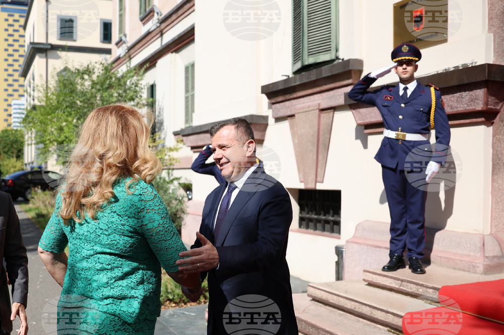 Албания - Илияна Йотова - Таулант Бала - среща