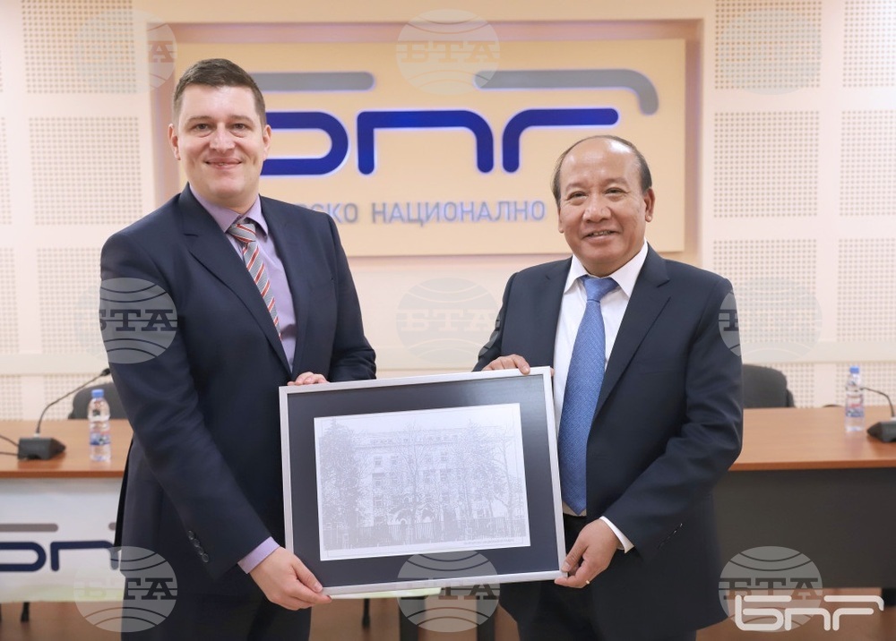 BNR, Voice of Vietnam Radio Expand Collaboration