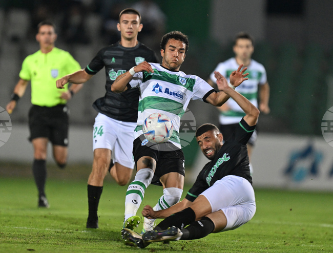 Клаудиу Кешеру донесе победата на Черно море срещу Берое в 15-ия кръг на Първа лига