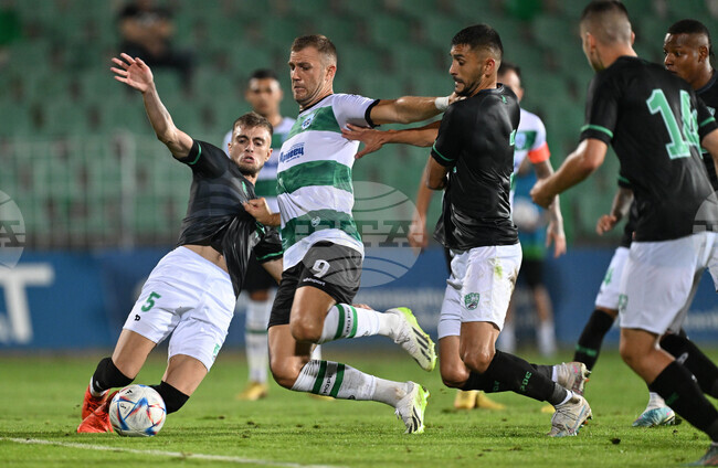 Черно море надигра Берое и излезе на трето място във временното класиране в Първа лига