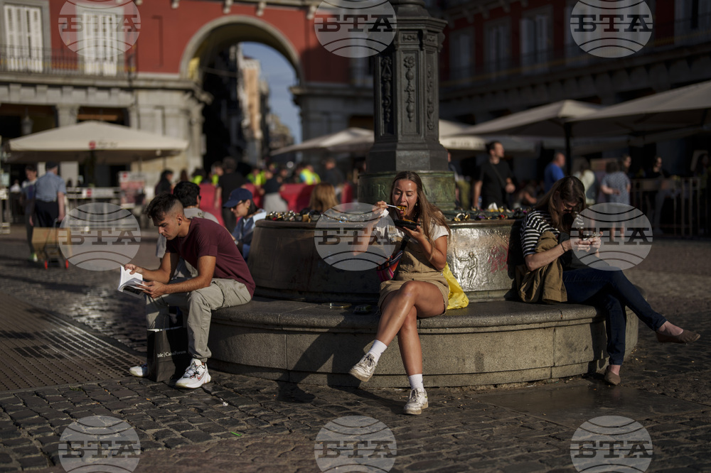 Планът за преструктуриране на телекомуникационния гигант „Телефоника“ предвижда съкращаване на около 5500 работни места в Испания