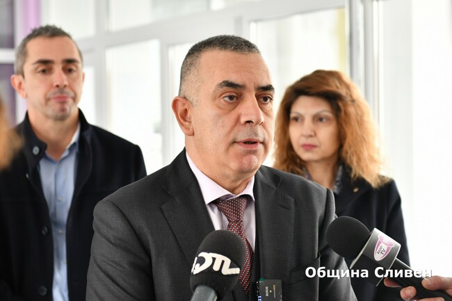 Община Сливен: Кметът Стефан Радев даде висока оценка за работата на Общинския съвет