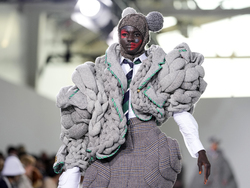 Thom Browne Fall 2022 - Runway