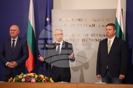 Николай Денков - ученици - награди