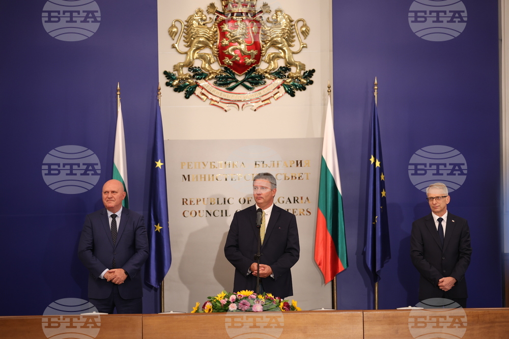 Николай Денков - ученици - награди