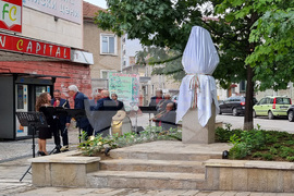 Севлиево - генерал Никола Генев - бюст-паметник - откриване