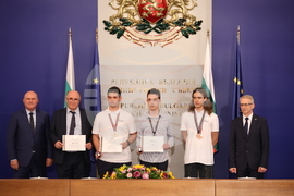 Николай Денков - ученици - награди