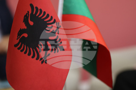 Албания - Илияна Йотова - Майлинда Периу - среща