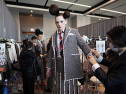 Thom Browne Fall 2022 - Backstage