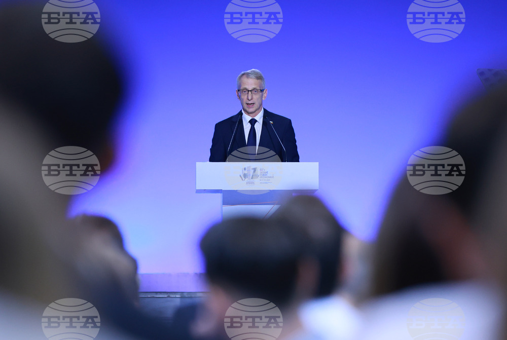 Гърция - Конгресен център „Йоанис Велидис“ - панаир - Николай Денков