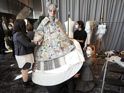 Thom Browne Fall 2022 - Backstage