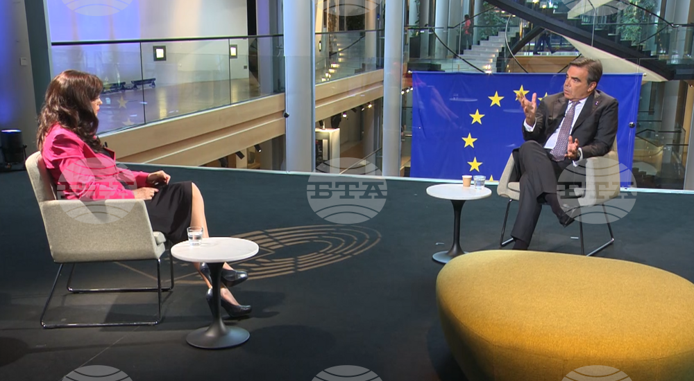EC VP Schinas: Bulgaria Has Fulfilled Everything Necessary for Joining Schengen