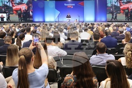 Гърция - Конгресен център „Йоанис Велидис“ - панаир - Кириакос Мицотакис