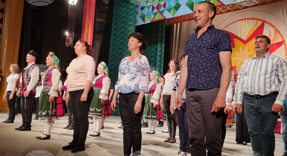 Търговище - фолклорен ансамбъл - спектакъл