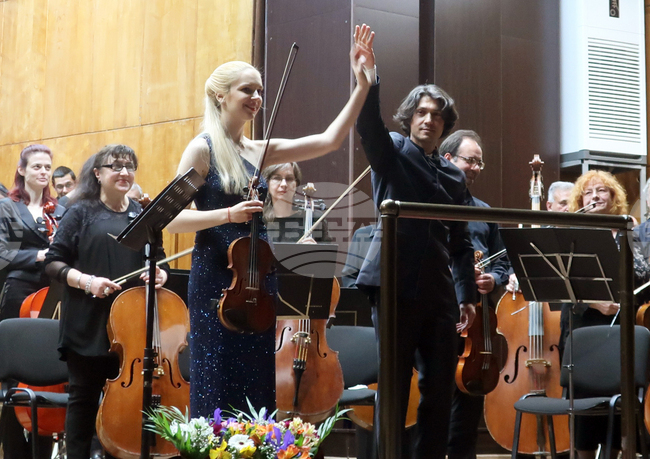 Плевен - концерт - Йордан Камджалов - Зорница Иларионова