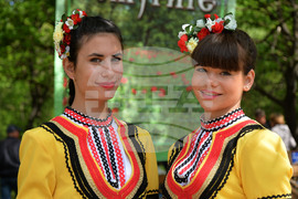 Село Божурово - фолклорен фестивал