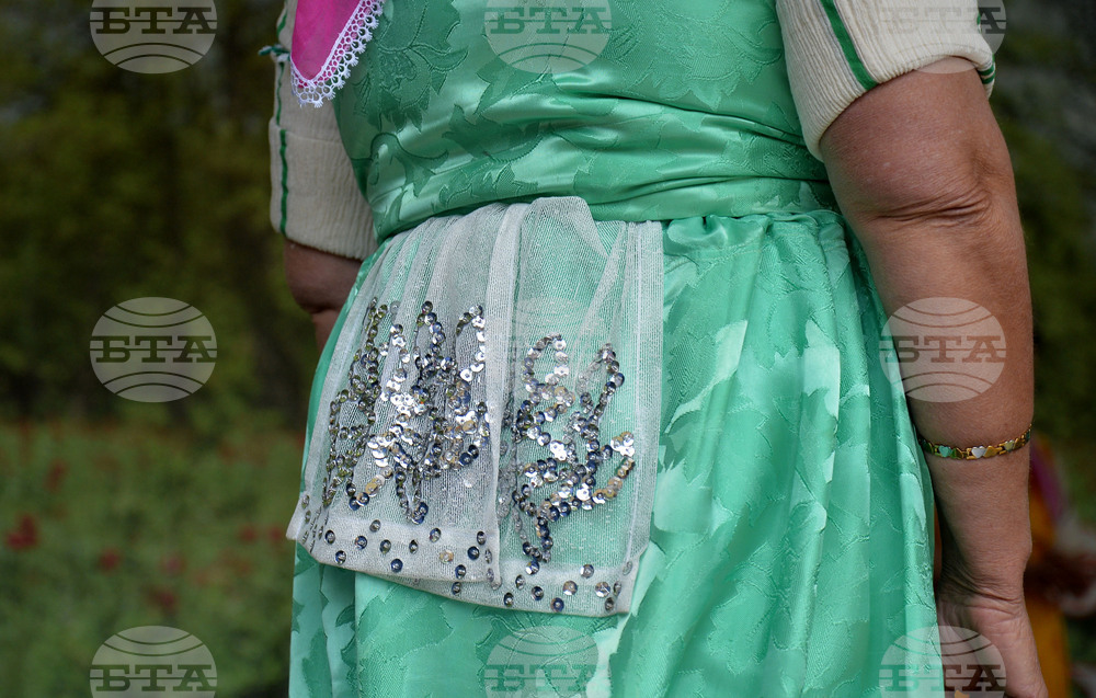 Село Божурово - фолклорен фестивал