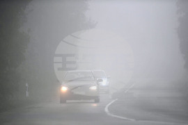 Село Голям Поровец - есенна мъгла