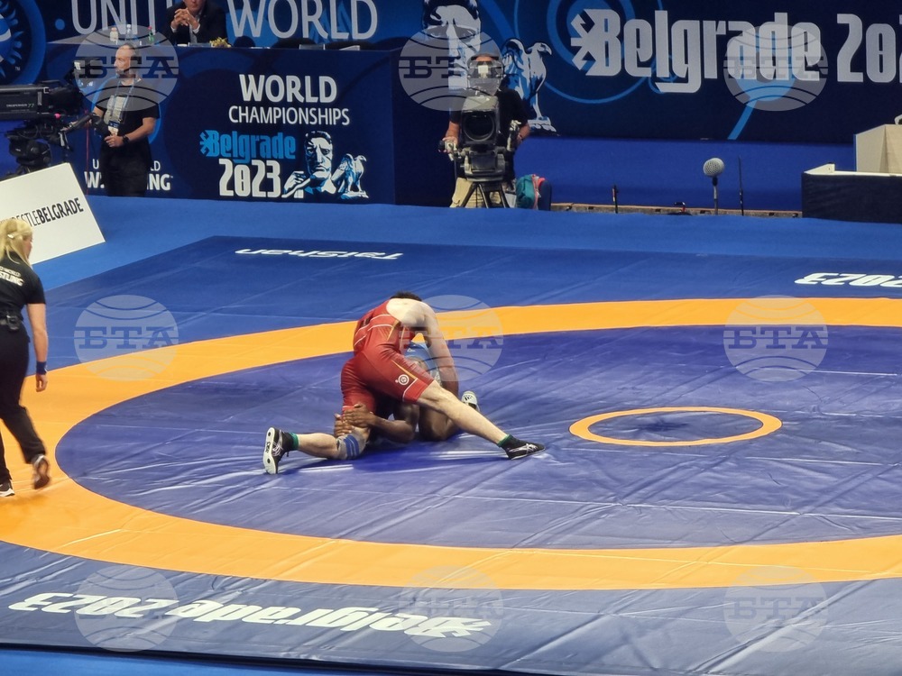 Ахмед Магамаев ще се бори за бронзов медал на Световното първенство в Загреб, Ванеса Георгиева отпадна