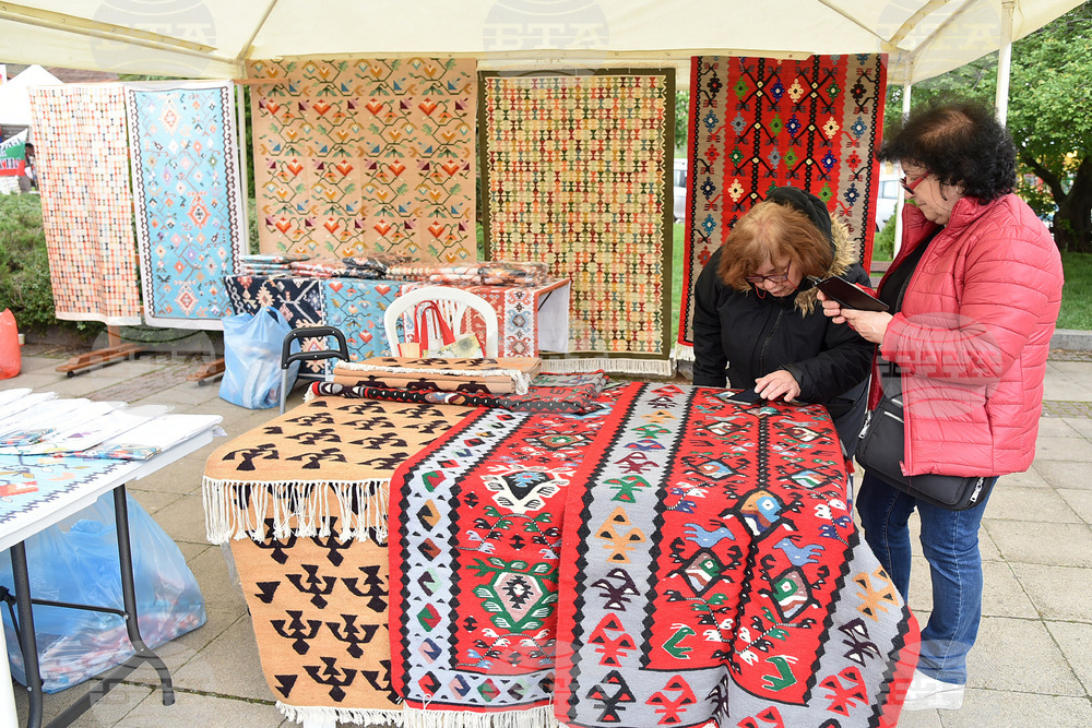 Чипровци - Фестивал на чипровския килим