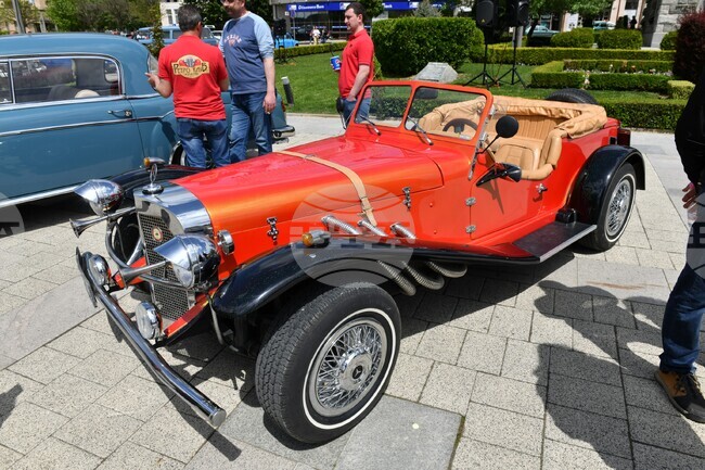 Над 200 експоната ще бъдат представени на 12-ия парад на ретро автомобили и мотоциклети в Сливен 