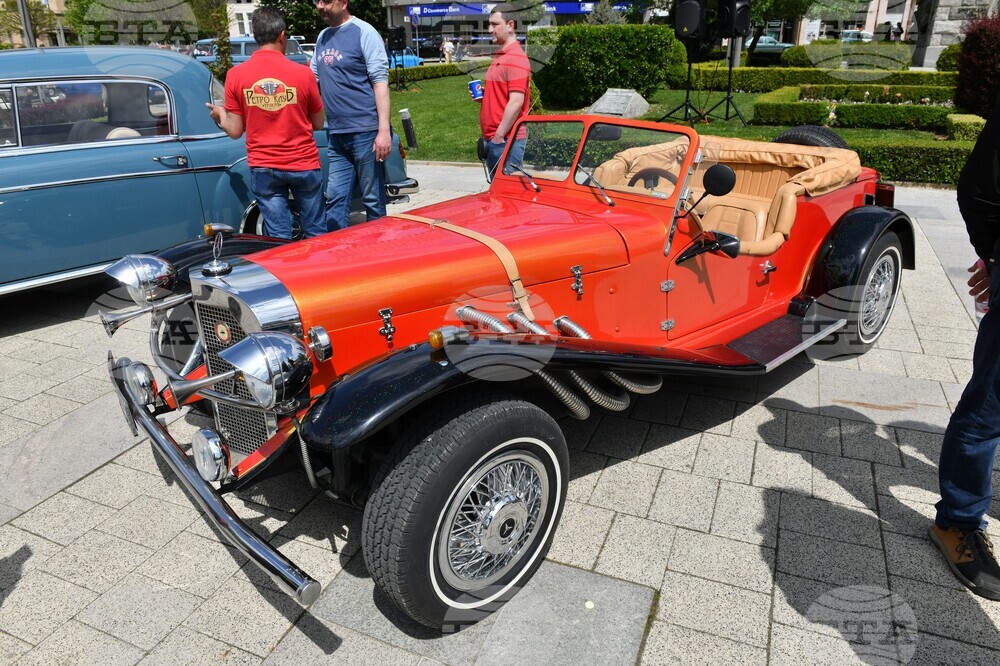 Сливен - автомобили - ретро парад