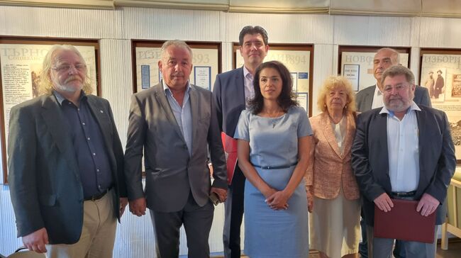 БСП-София: 16 партии сформираха Местна коалиция "БСП за България" и издигнаха Ваня Григорова за кмет на София