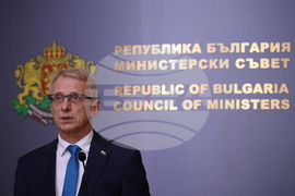 Министерски съвет - Николай Денков - брифинг