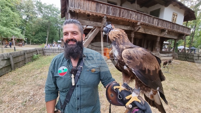  Румъния - Дни на румънския ловец - Български Соколарски Съюз - участие