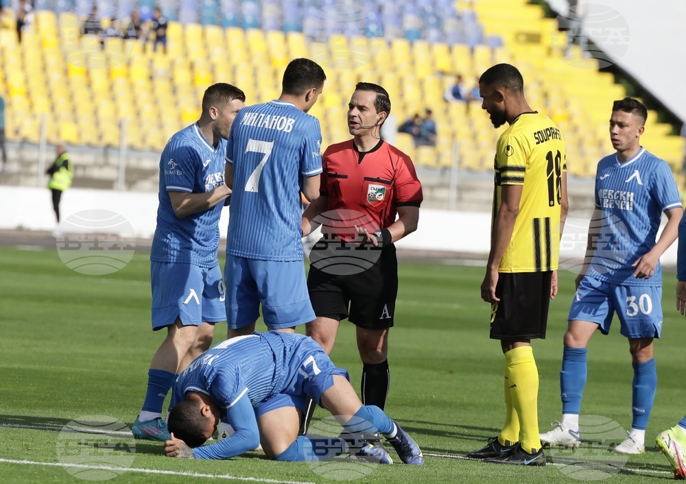 Футбол - Левски - Ботев