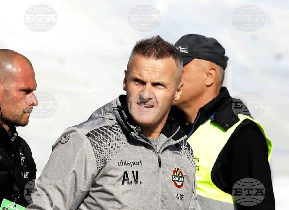 Футбол - Левски - Ботев