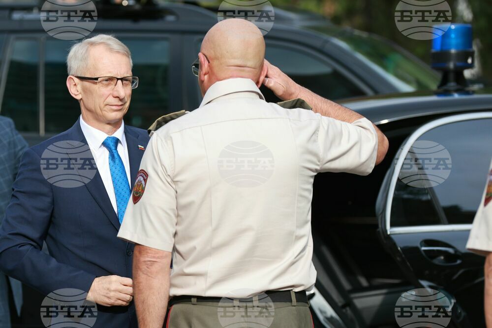 ВМА - Николай Денков - среща