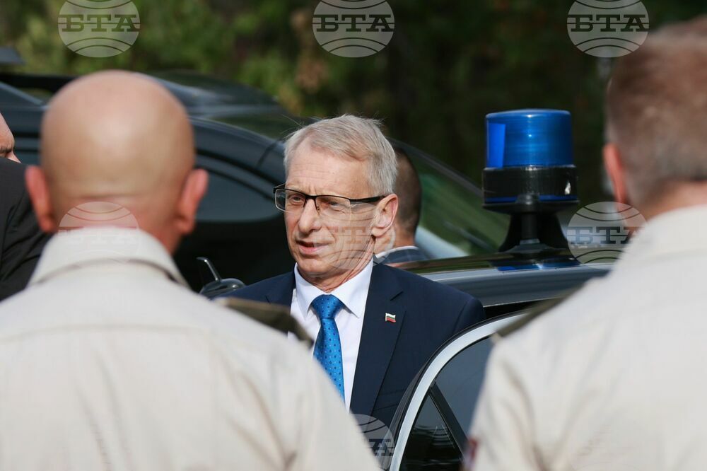 ВМА - Николай Денков - среща