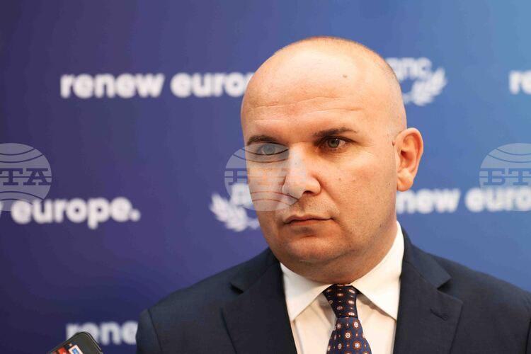 MEP Ilhan Kyuchyuk Says Bulgaria’s Interest, EU Criteria Coincide on North Macedonia