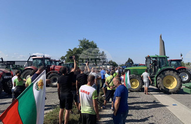 Плевен - земеделци - протест