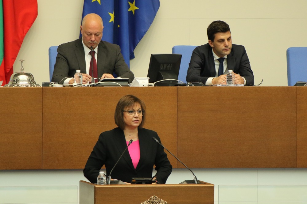 Нинова: Случилото се с дрона е еманация на липсата на държава - Тагарев да подаде оставка 