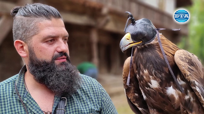 Председателят на Българския Соколарски Съюз пред БТА: България и Румъния са последните две страни в света, където ловът с хищни птици е забранен
