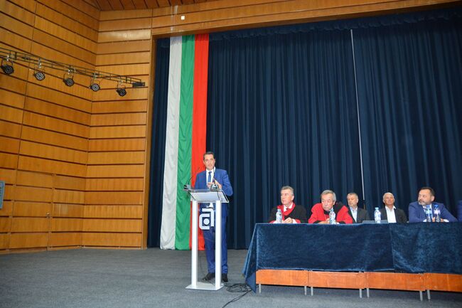 Министерство на транспорта и съобщенията: Министър Георги Гвоздейков откри новата академична година в УАСГ