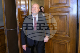 Парламент - Комисия по отбрана - Тодор Тагарев