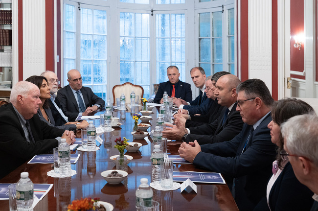 Президентство: Перспективите за задълбочаване на връзките на България със САЩ и Израел обсъди президентът Румен Радев с представители на еврейски организации в Ню Йорк