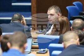 Парламент - извънредно заседание