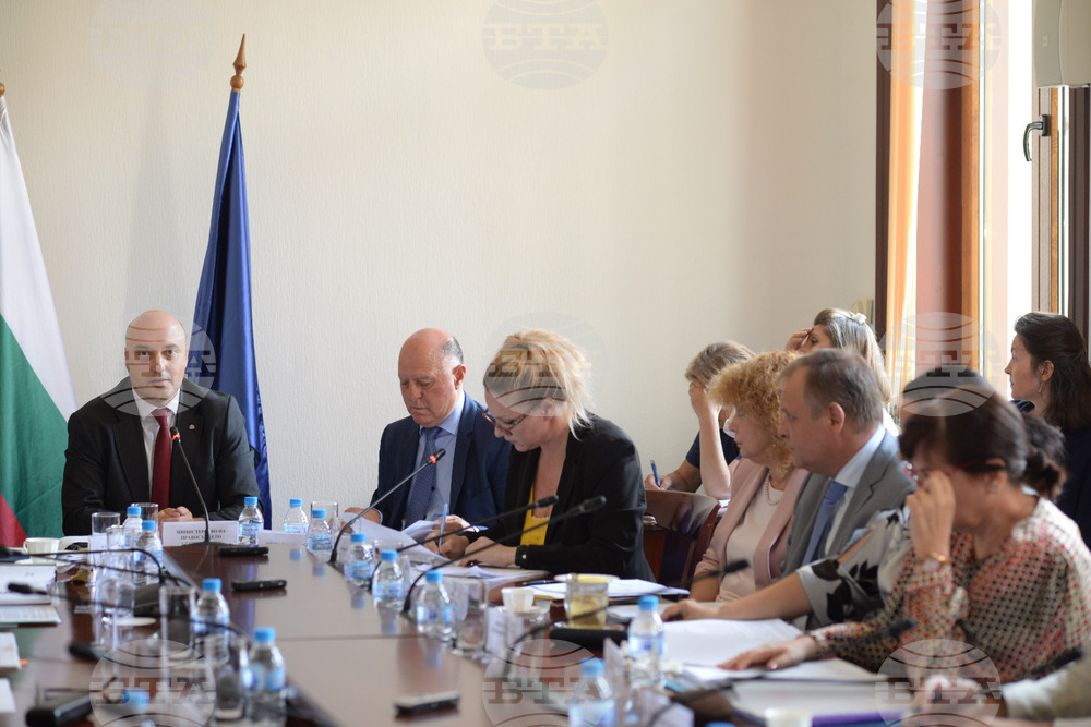 Justice Minister, Rule of Law Council Members Present to European Commission Constitutional, Anti-Corruption Reforms