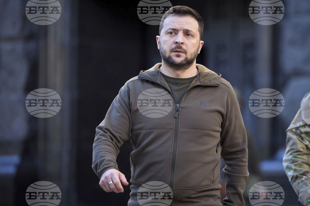 Зеленски изразил недоволството си пред Турция заради руските туристи