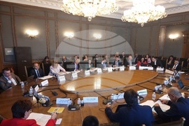 Парламент - Комисия по вътрешна сигурност и обществен ред