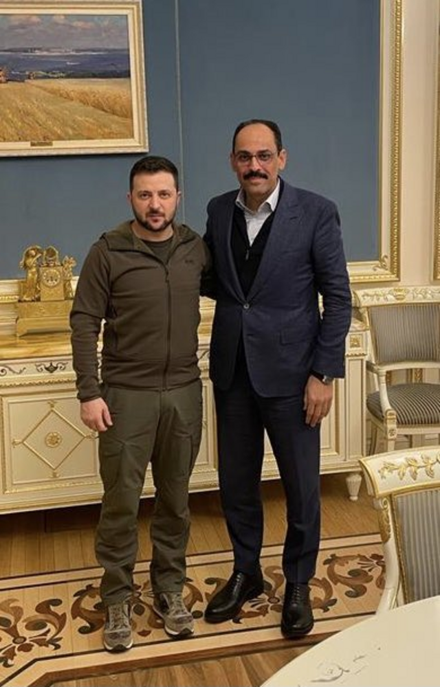 Турският президентски говорител Ибрахим Калън се срещна в Киев със Зеленски