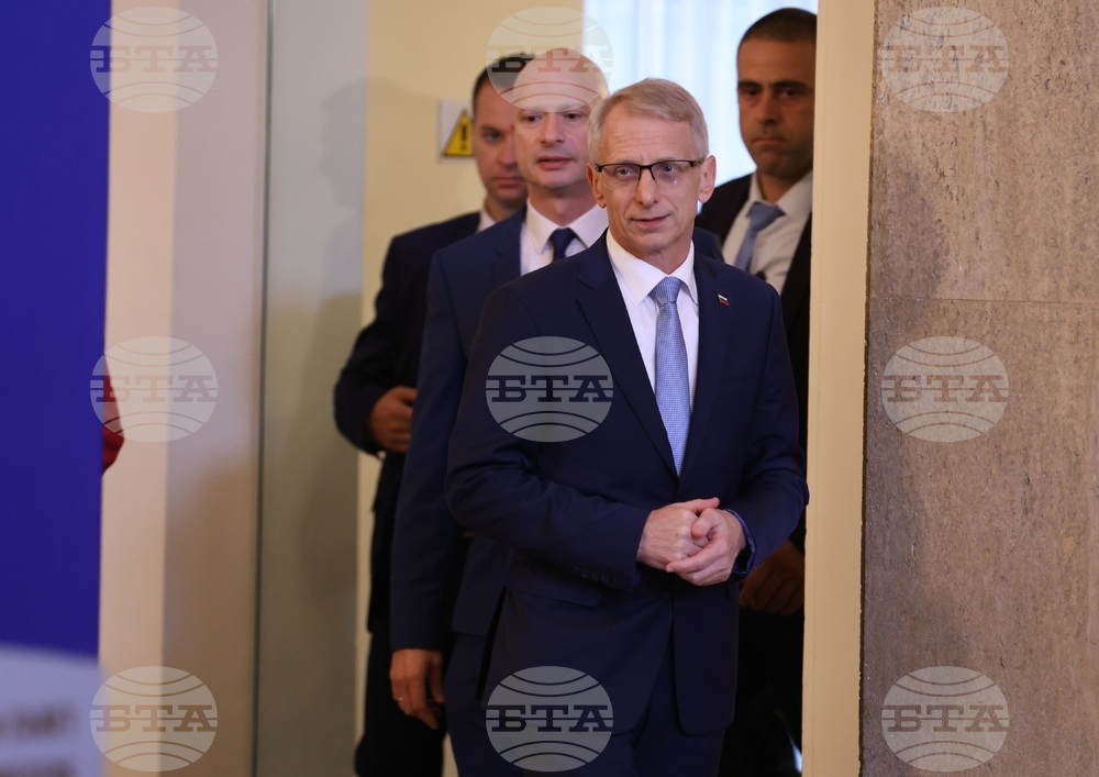 Премиер - синдикати - среща - брифинг