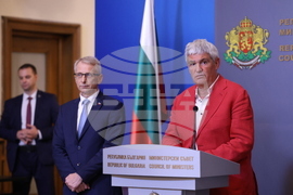 Премиер - синдикати - среща - брифинг