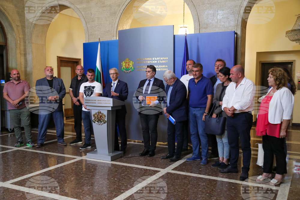Премиер - министри - контактна група от Инициативен комитет за общонационален земеделски протест - брифинг