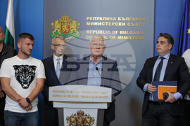 Премиер - министри - контактна група от Инициативен комитет за общонационален земеделски протест - брифинг